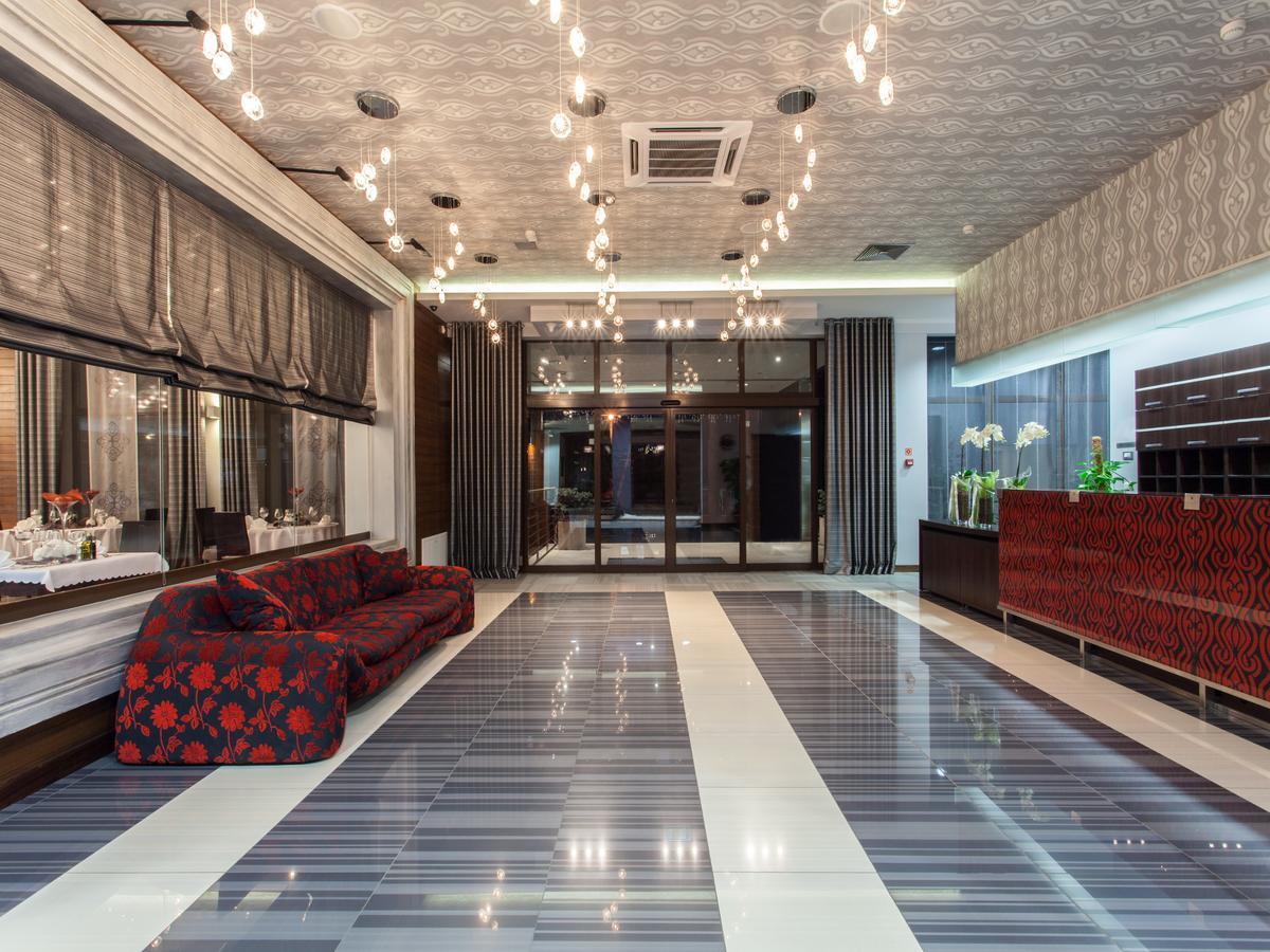 Hotel Grzegorzewski Tuszyn Ngoại thất bức ảnh