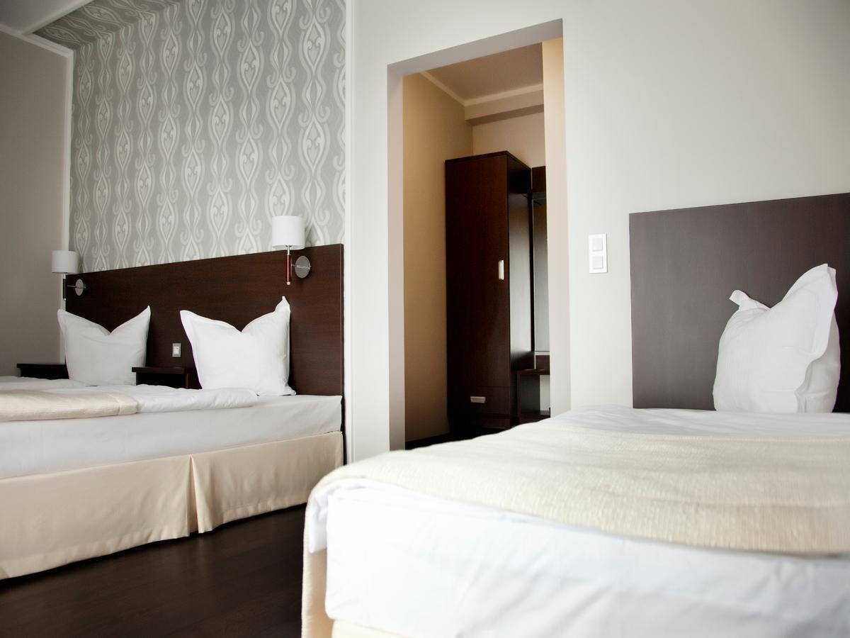 Hotel Grzegorzewski Tuszyn Phòng bức ảnh