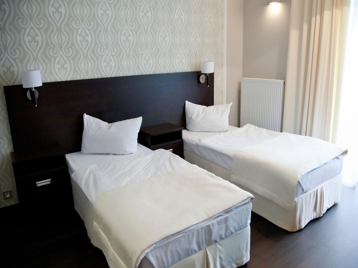 Hotel Grzegorzewski Tuszyn Phòng bức ảnh