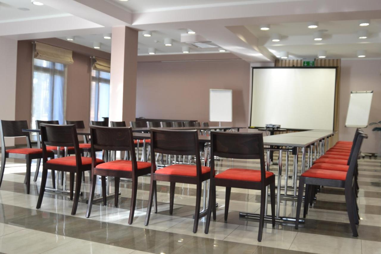Hotel Grzegorzewski Tuszyn Ngoại thất bức ảnh